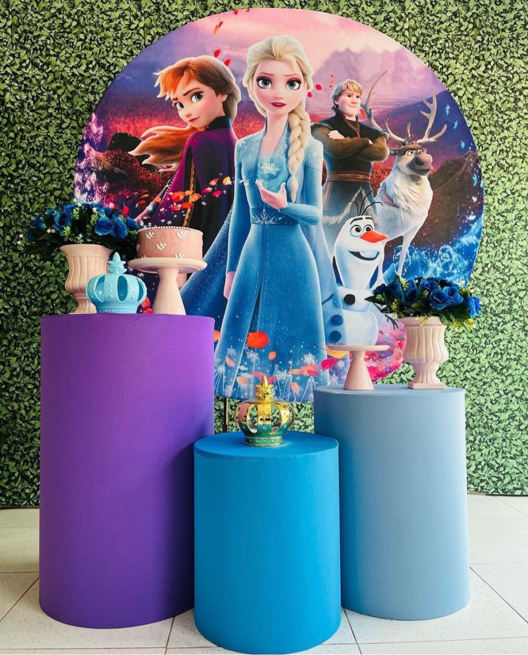 Frozen - Pegue e Monte Flávia Pimentel