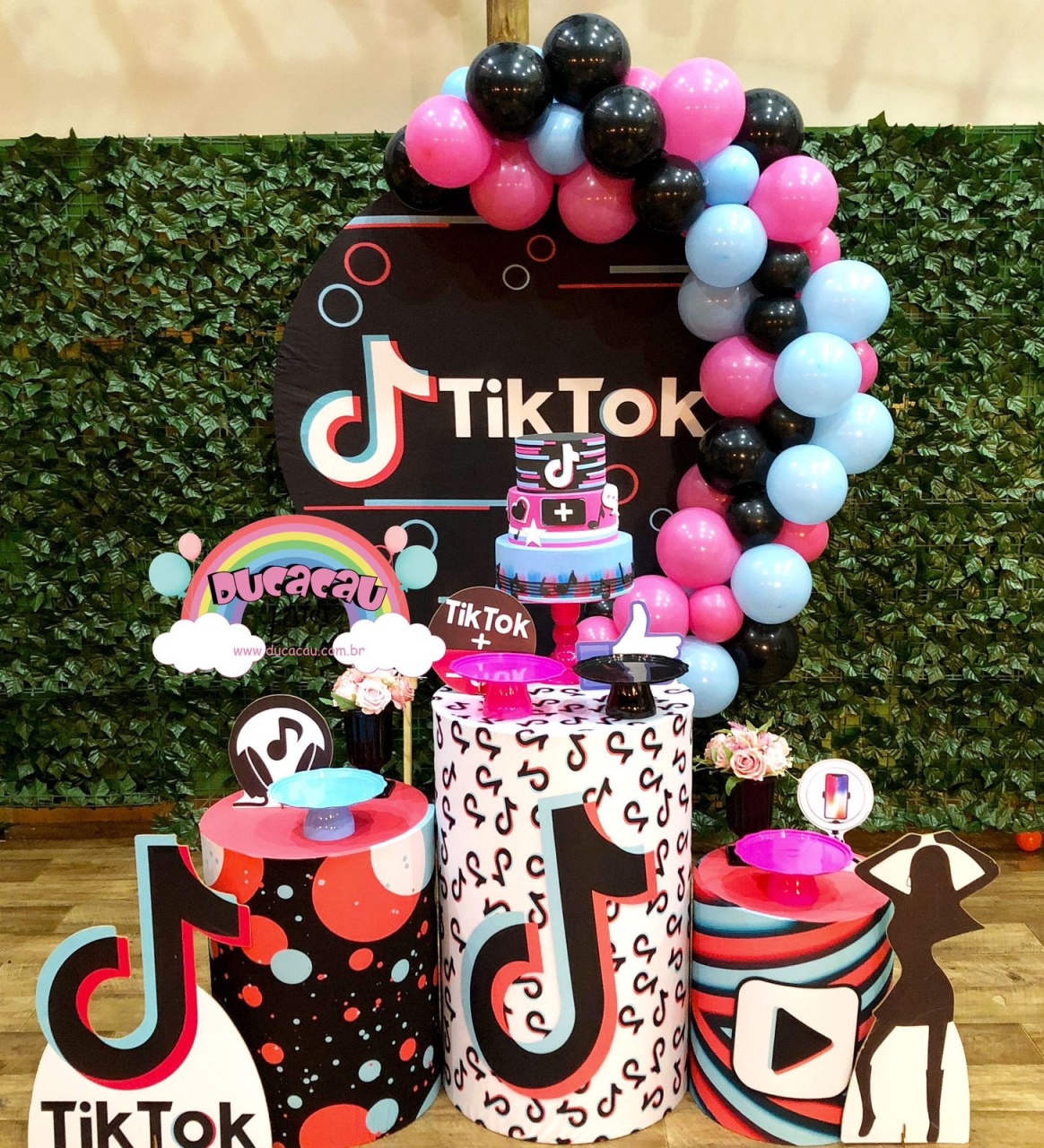 Kit Pegue E Monte Tik Tok - Ducacau Festas