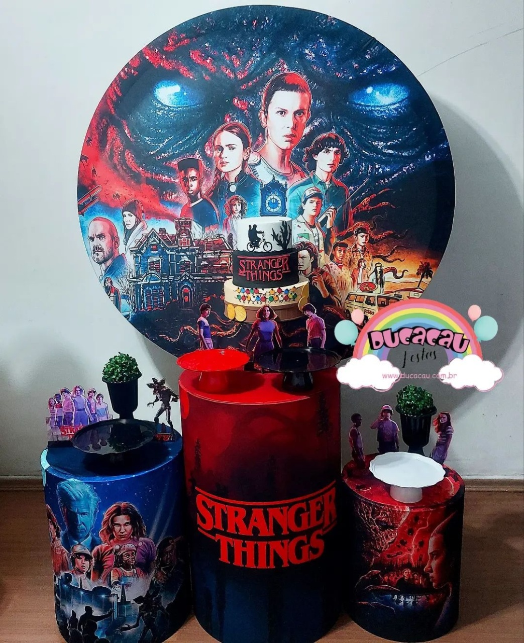 Kit Pegue E Monte Stranger Things - Ducacau Festas