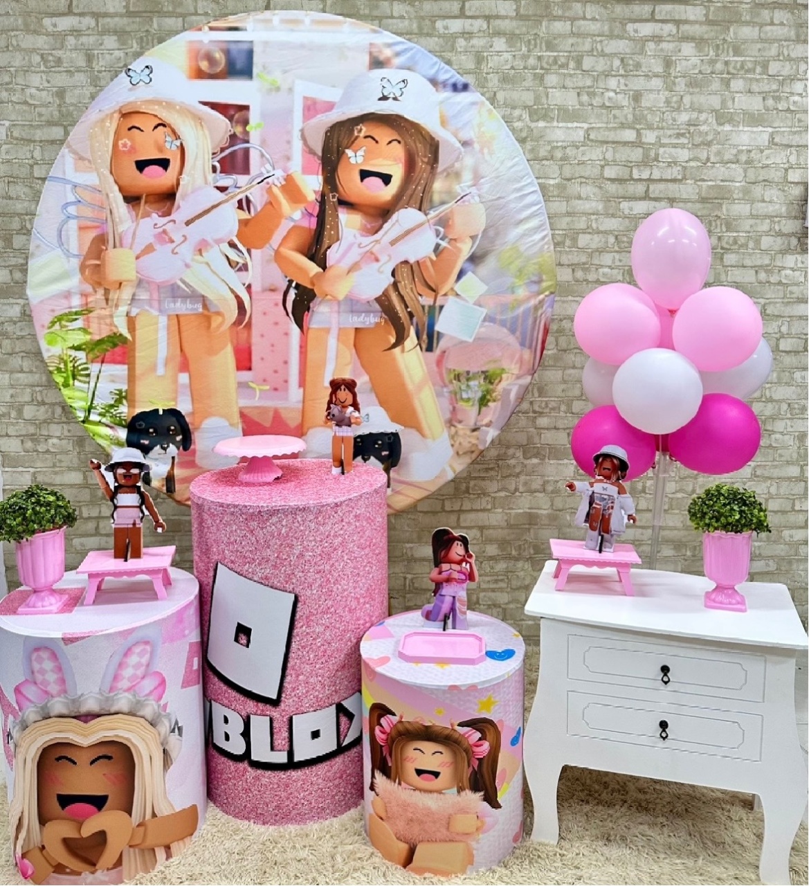 Roblox Menina  - Helpfestas