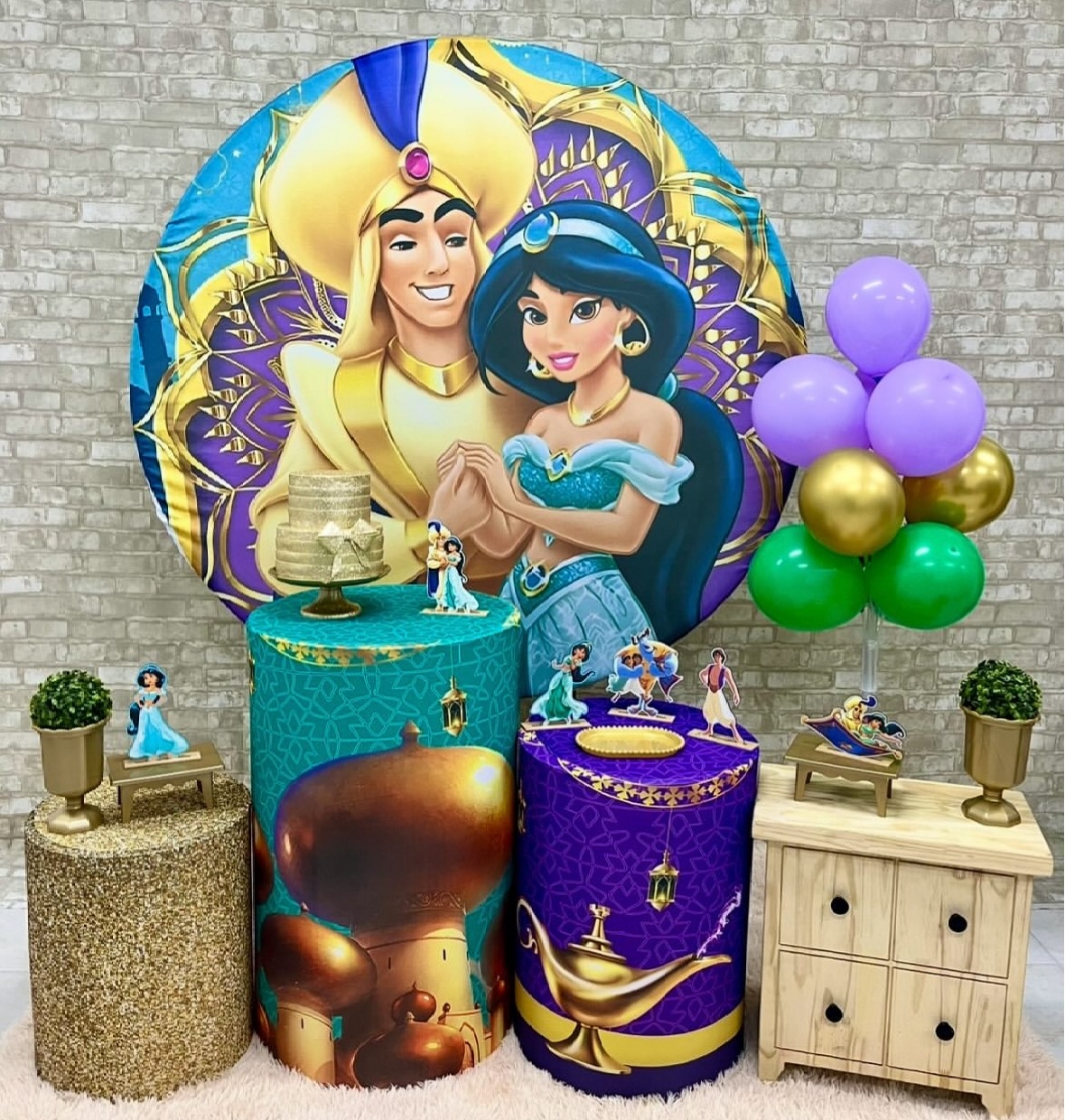Jasmin E Aladim  - Helpfestas