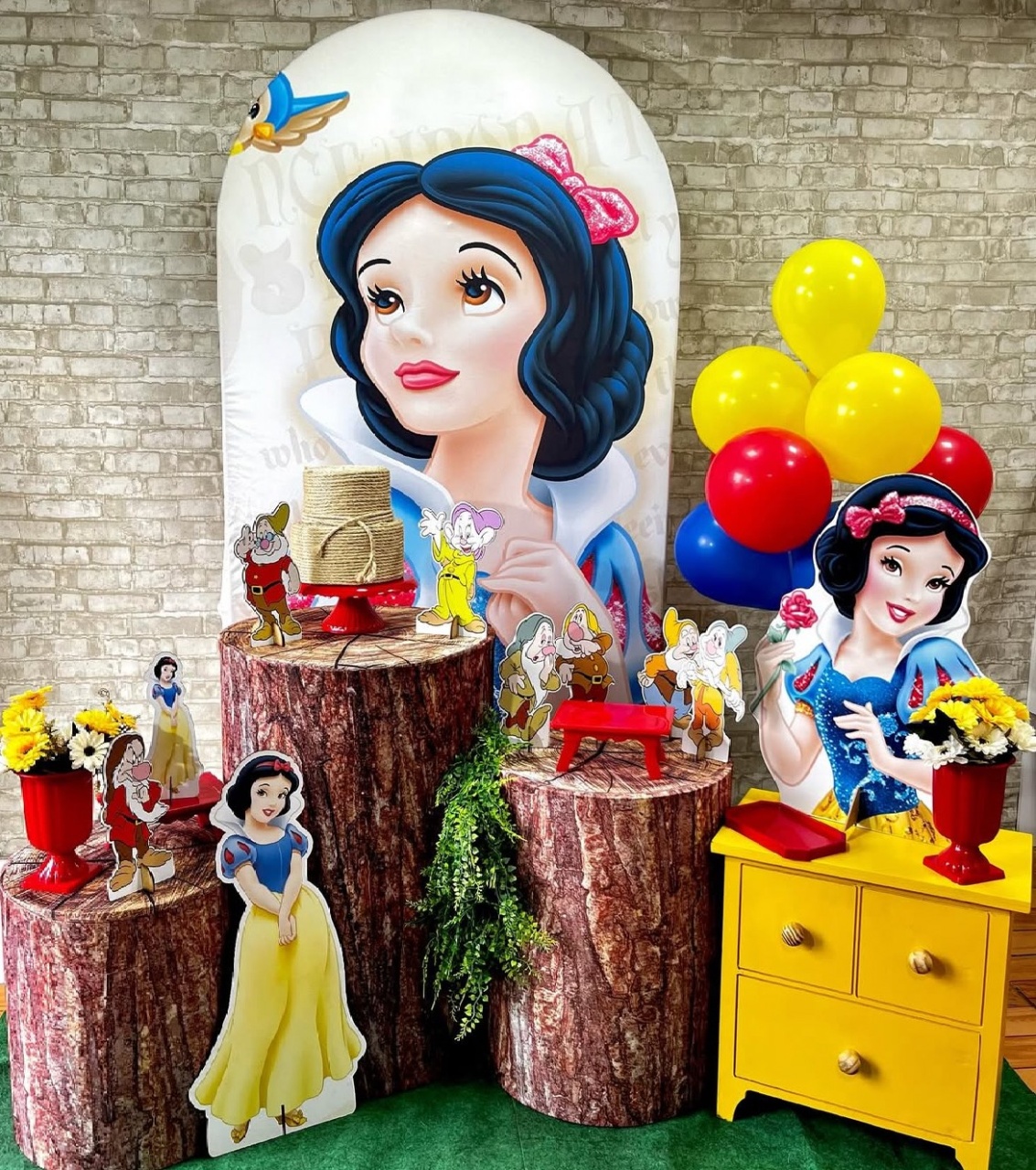 Branca de Neve  - Helpfestas
