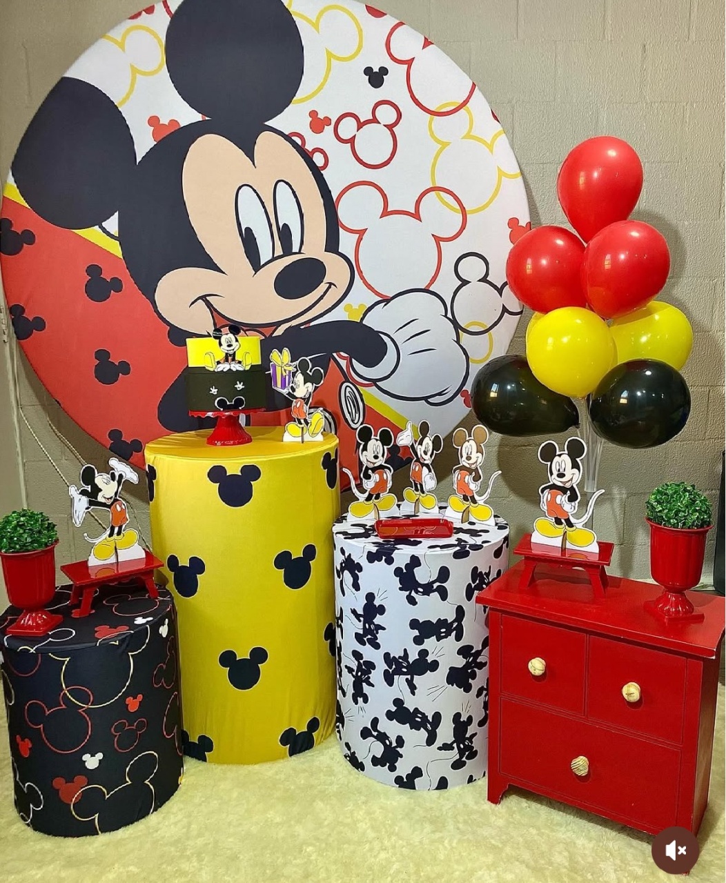 Mickey  - Helpfestas