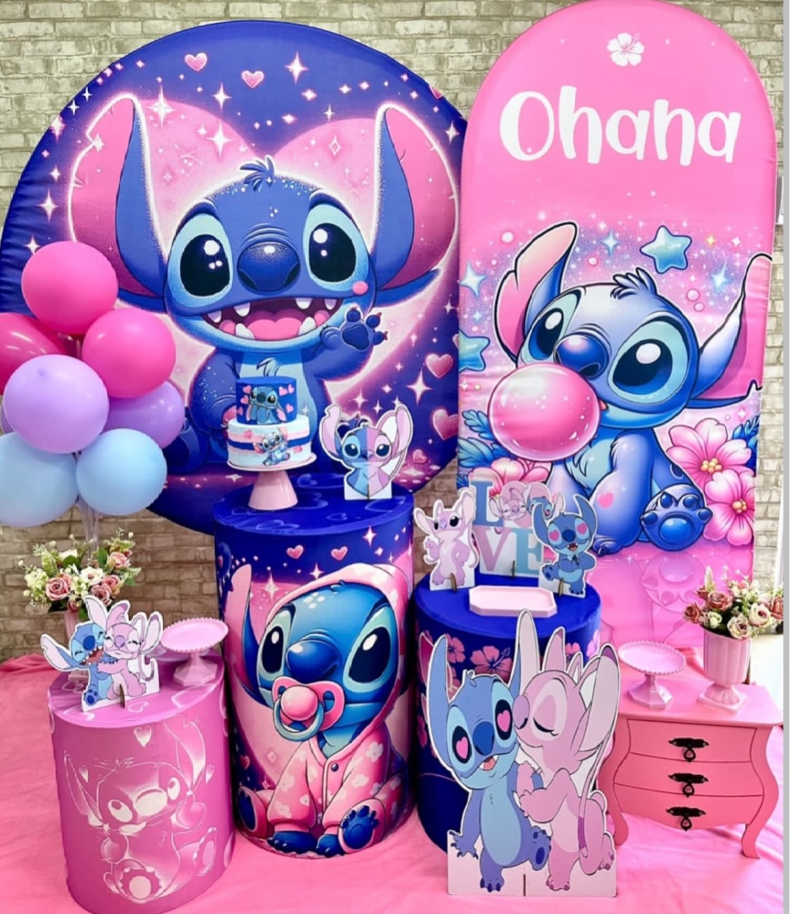 Stitch Rosa  Com Painel Romano  - Helpfestas