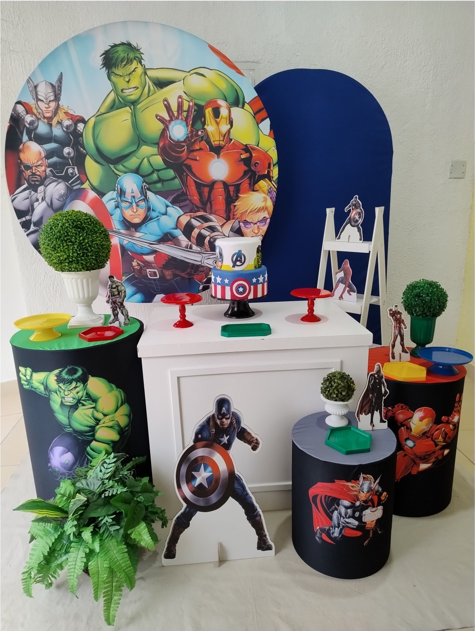 Kit Pegue E Monte Os Vingadores - Luxo - Neide Locações pegue e Monte 
