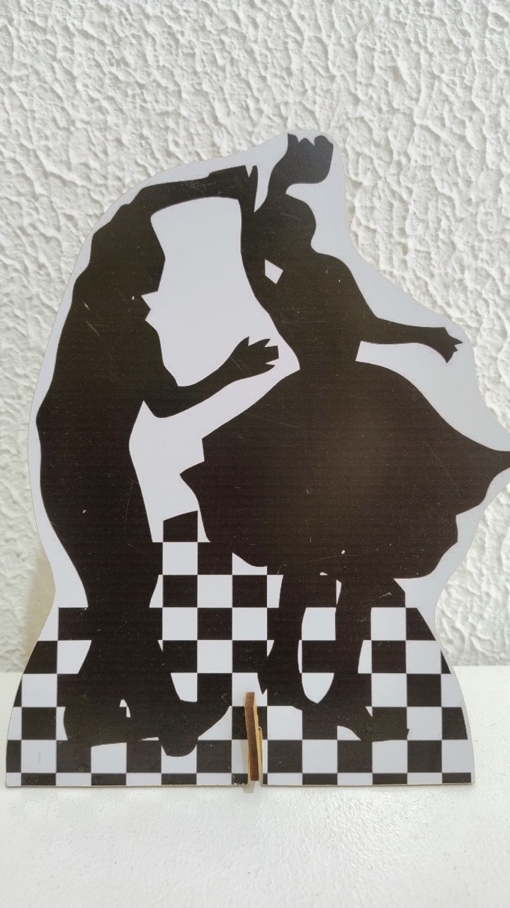 Displays de Mesa Pista de Dança  - Neide Locações pegue e Monte 