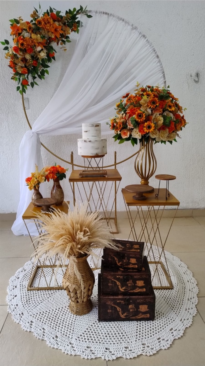 Kit Pegue E Monte Intimista Rústico Romântico Floral Terracota Com Trio Mesa Quadrada Para Noivado, Casamento, Enlace, Bodas - Neide Locações pegue e Monte 