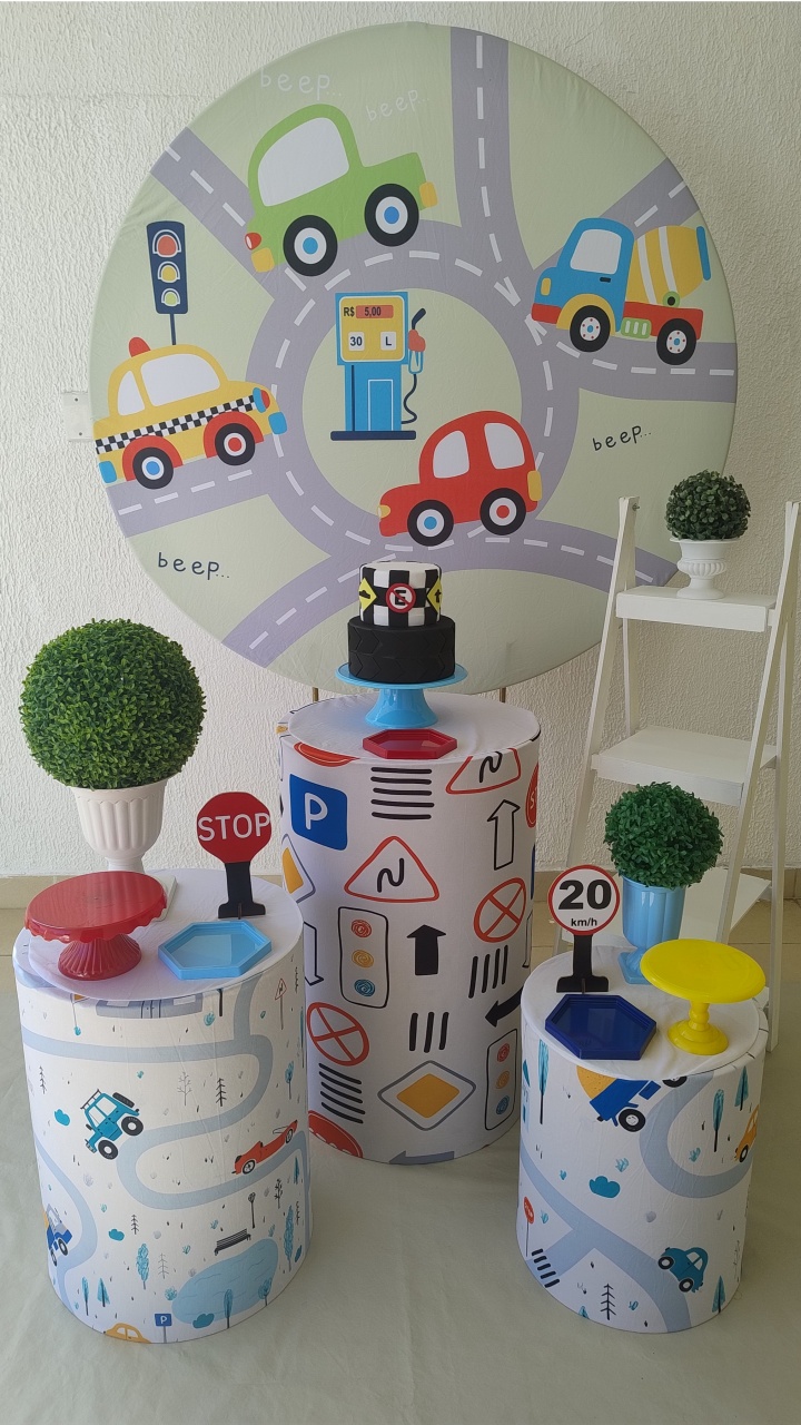 Kit Pegue E Monte Carros, Carrinhos E Sinalização Com Escadinha Para Lembrançinhas E Display - Clássico - Neide Locações pegue e Monte 