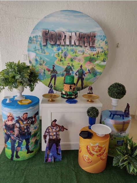 Kit Pegue E Monte Fortnite, Fortinite Com Displays - Premium - Neide Locações pegue e Monte 