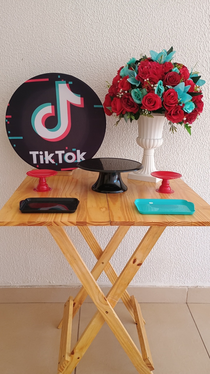 Mini Kit - Festa Na Mesa - Tiktok - Neide Locações pegue e Monte 