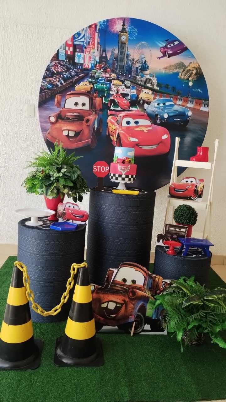Kit Pegue E Monte Carros Com Display. Escadinha, Cone E Cesto de Folhagens - Clássico - Neide Locações pegue e Monte 