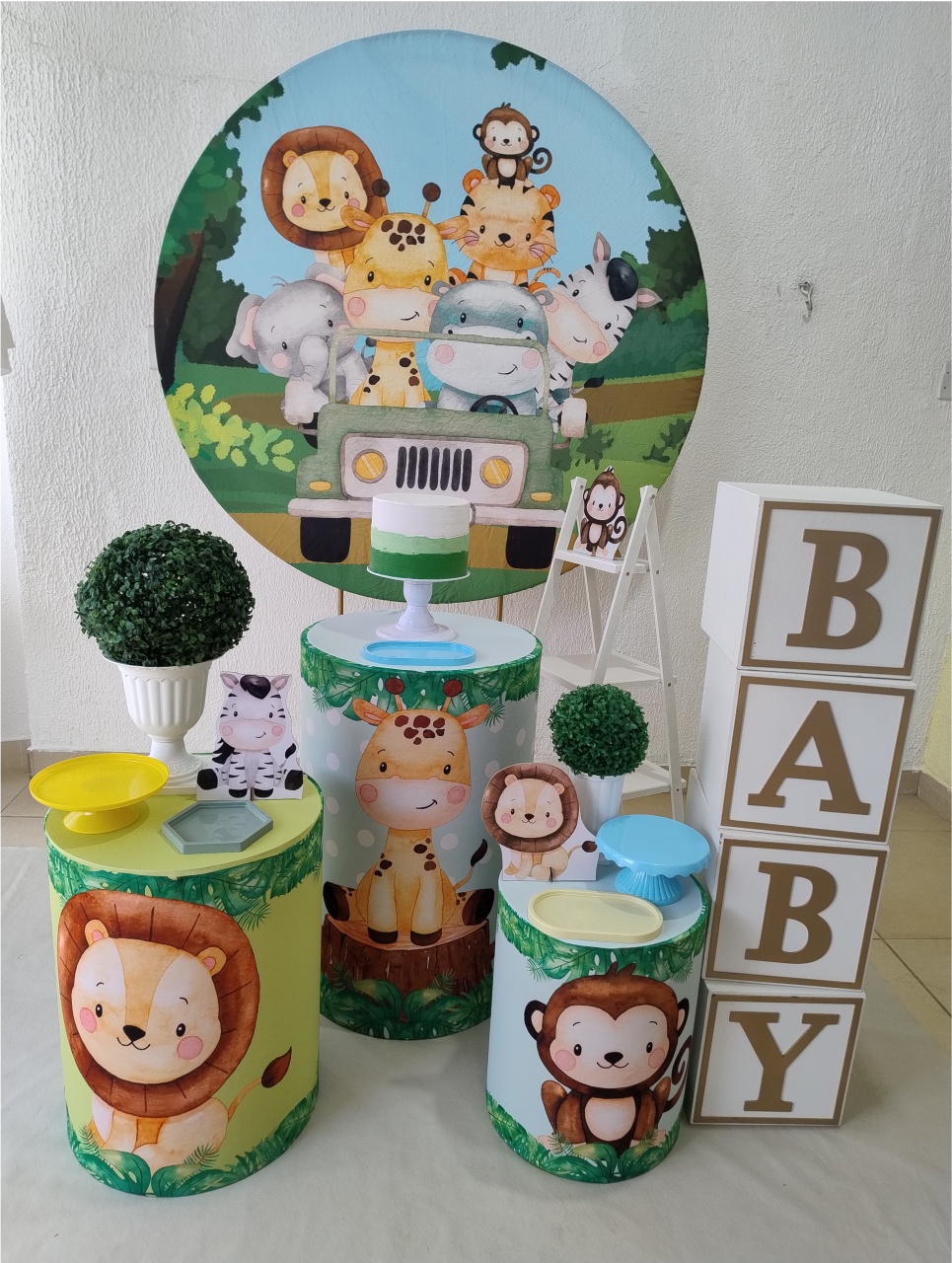 Kit Pegue E Monte Jipe Safari Menino Com Escadinha E Cubo Baby - Clássico - Neide Locações pegue e Monte 