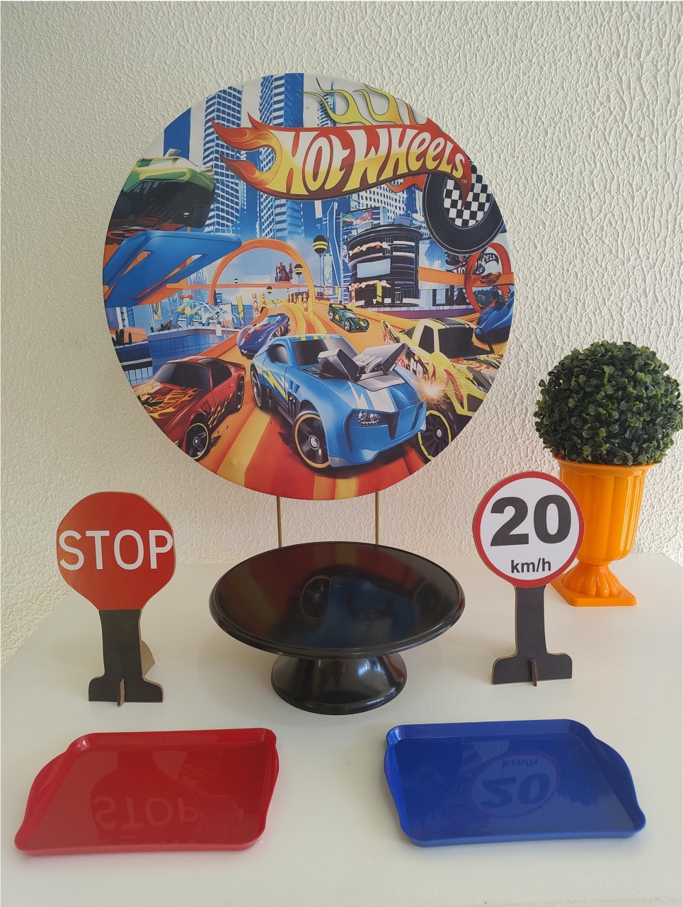 Mini Kit - Festa Na Mesa - Hot Wheels 1 - Neide Locações pegue e Monte 