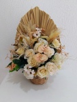 Cesto de Flores Permanentes Em Tons Neutros: Creme, Bege, Palha E Rosé Suave - imagem 2
