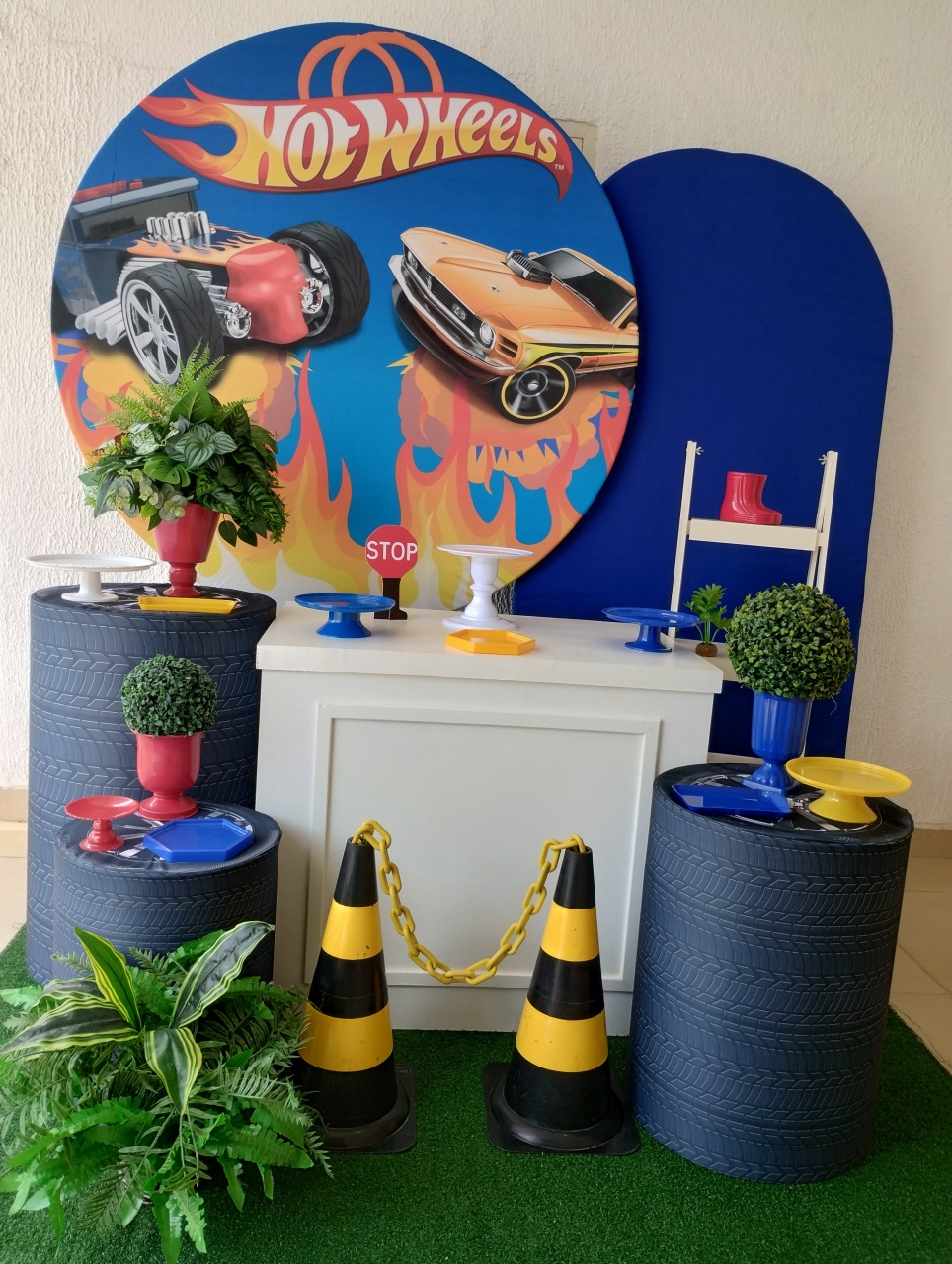 Kit Pegue E Monte Hot Wheels - Luxo - Neide Locações pegue e Monte 