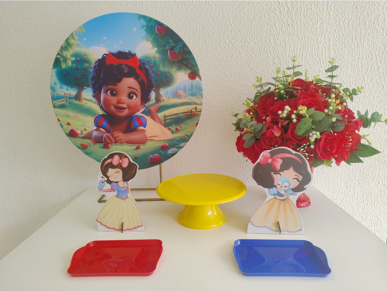 Mini Kit - Festa Na Mesa - Branca de Neve Cute 2 - Neide Locações pegue e Monte 