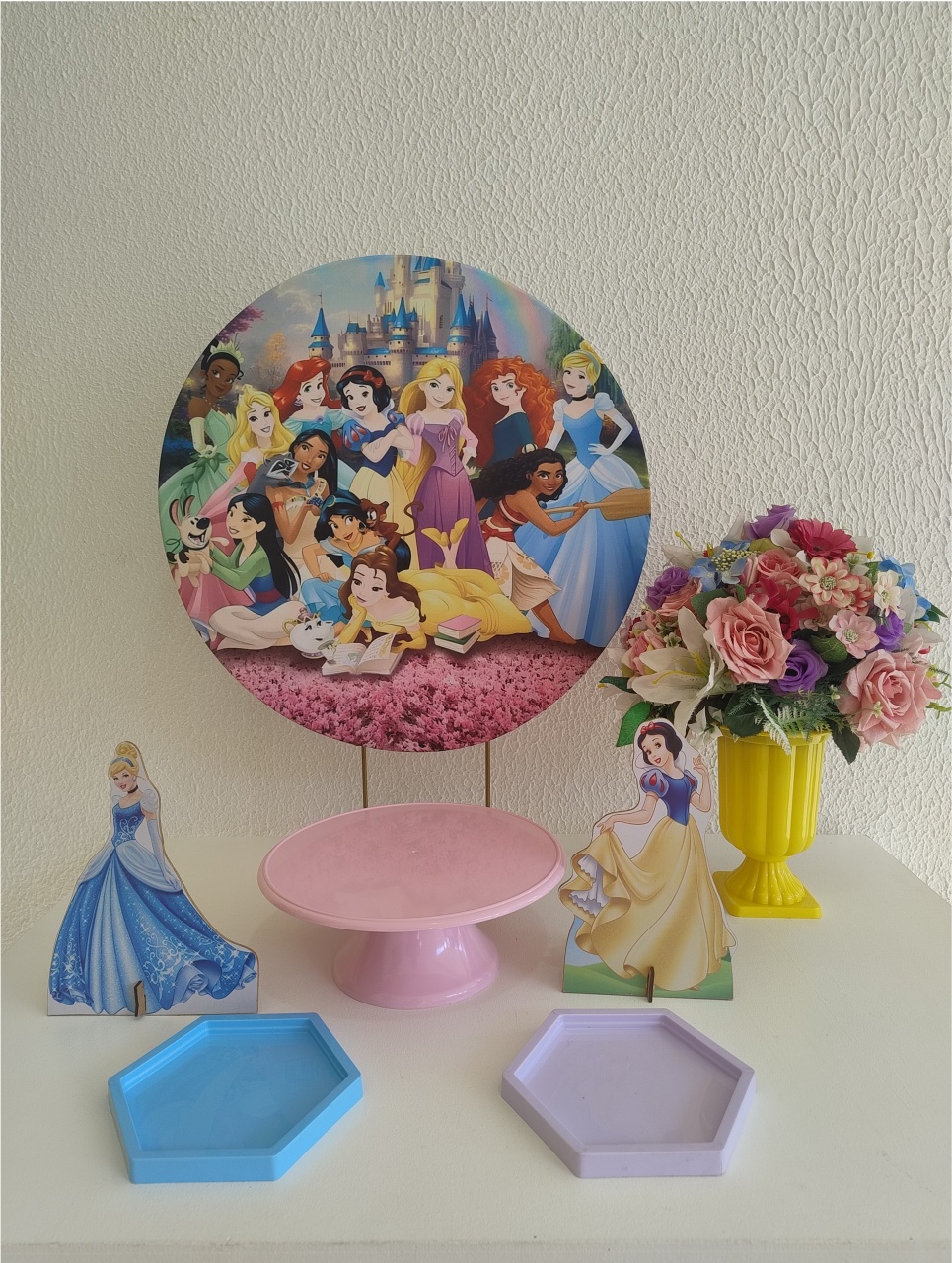 Mini Kit - Festa Na Mesa - Princesas 3 - Neide Locações pegue e Monte 