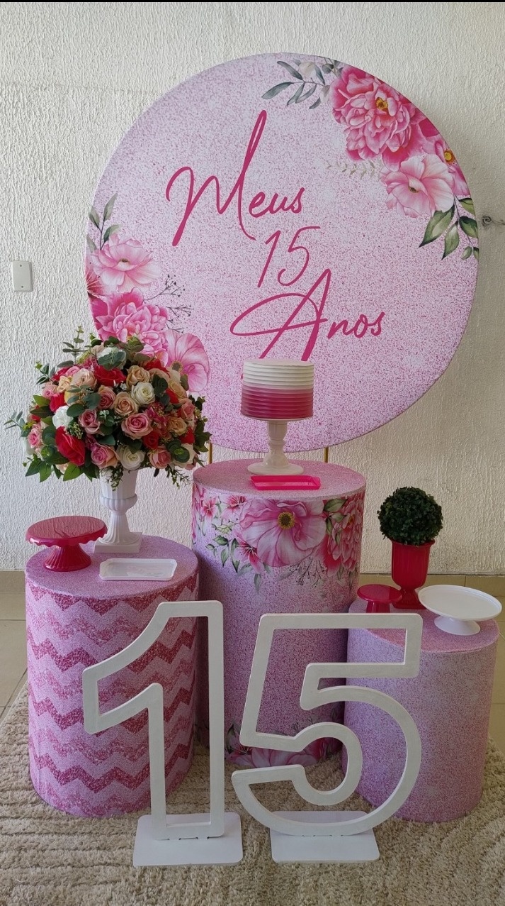 Kit Pegue E Monte Meus 15 Anos Pink E Dourado Com Número 15 de Mdf - Clássico - Neide Locações pegue e Monte 