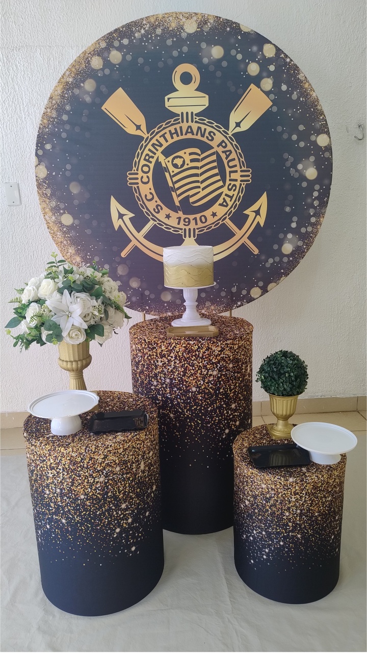 Kit Pegue E Monte Corinthias Dourado Glitter Com Arranjo - Clássico - Neide Locações pegue e Monte 