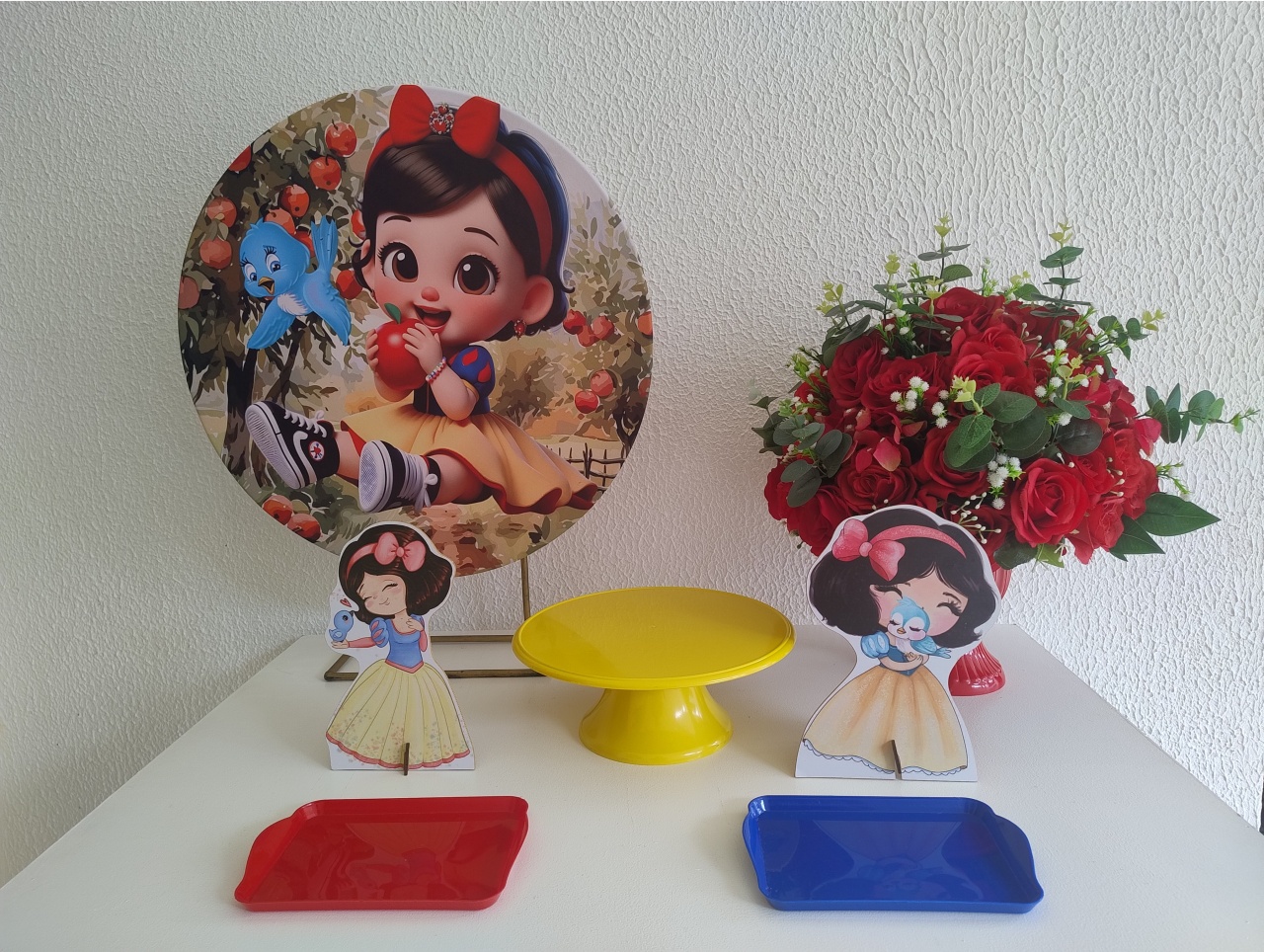 Mini Kit - Festa Na Mesa - Branca de Neve Cute 3 - Neide Locações pegue e Monte 