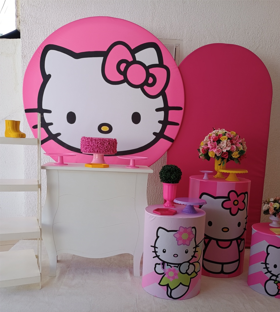 Kit Pegue E Monte Hello Kitty - Luxo - Neide Locações pegue e Monte 