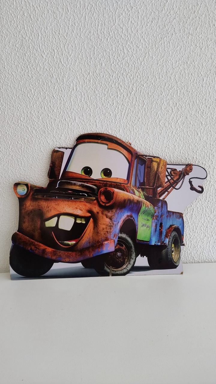 Displays de Chão E de Mesa Carros - Neide Locações pegue e Monte 