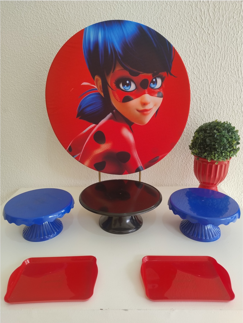 Mini Kit - Festa Na Mesa - Miraculous Ladybug - Neide Locações pegue e Monte 