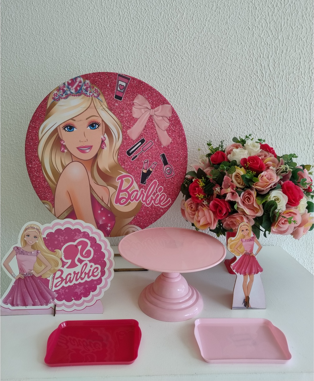 Mini Kit - Festa Na Mesa - Barbie - Neide Locações pegue e Monte 