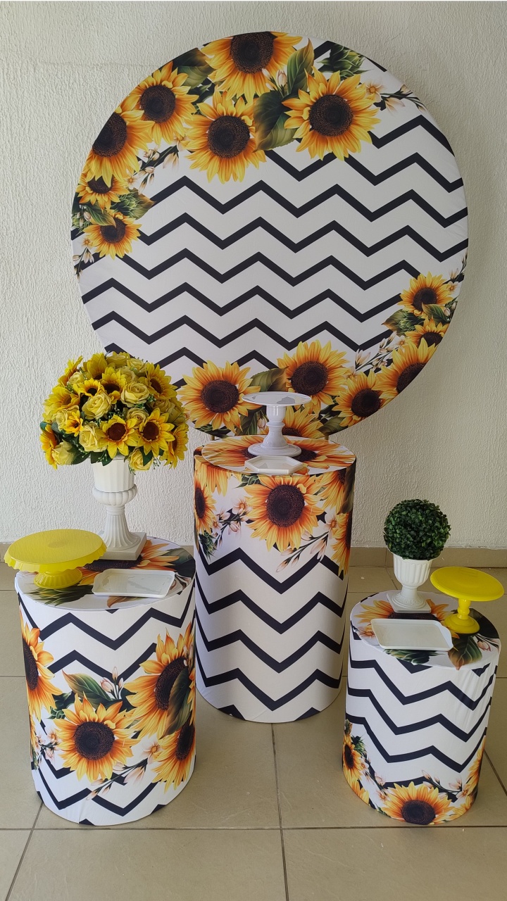 Kit Pegue E Monte Comemorações Feminino Adulto Girassol Sublimado 3D Fundo Branco Chevron Preto - Tradicional - Neide Locações pegue e Monte 