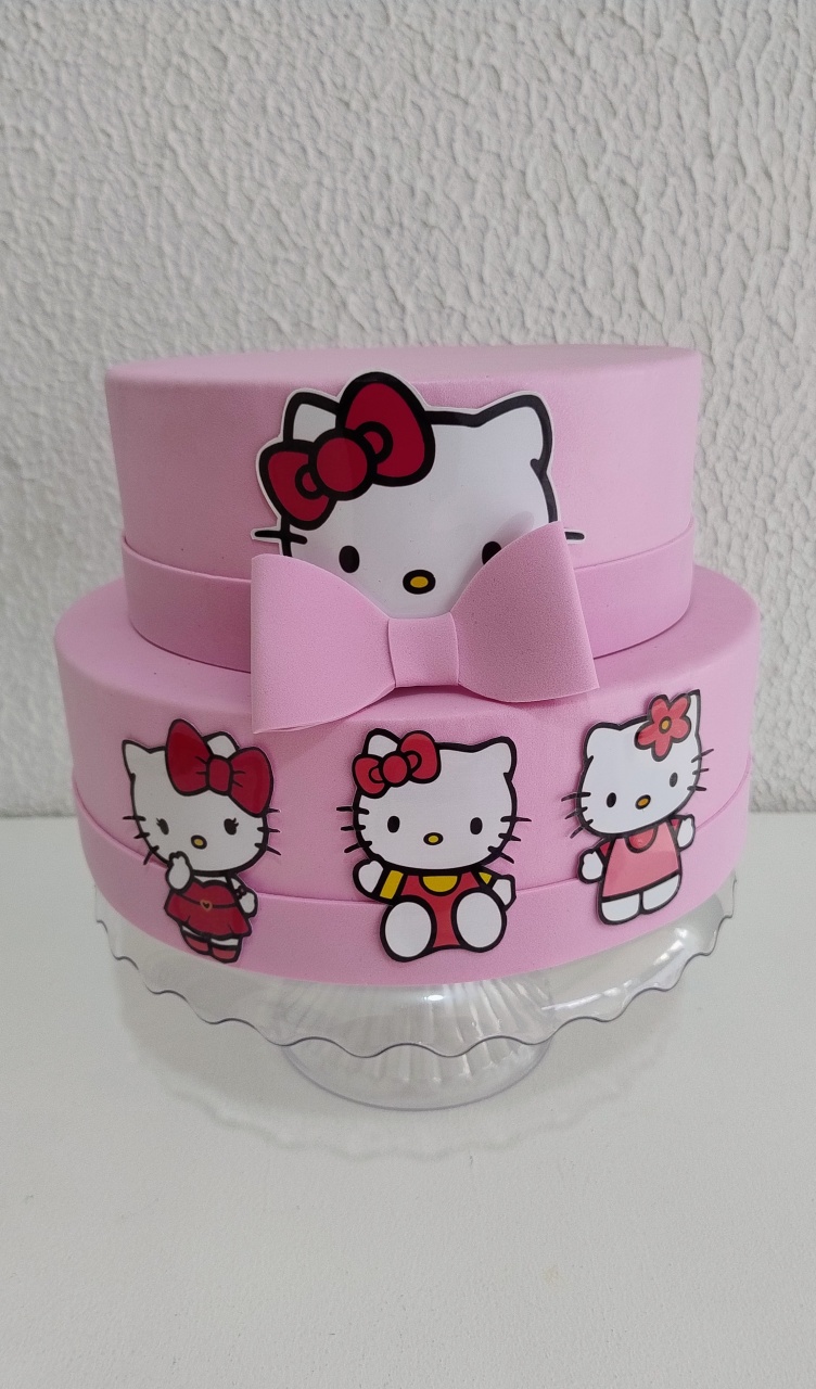 Bolo Cenográfico Hello Kitty - Neide Locações pegue e Monte 