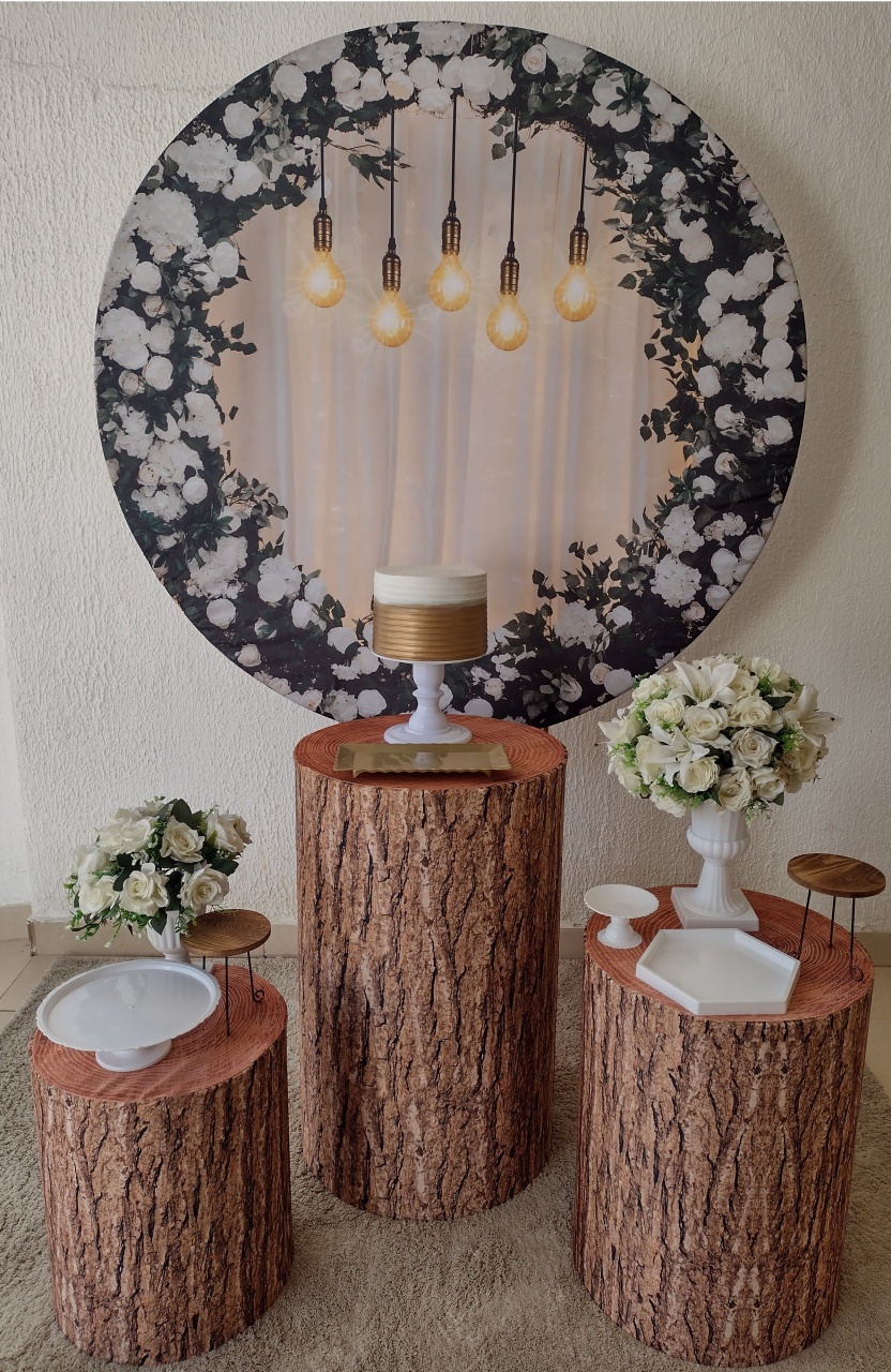 Kit Pegue E Monte Floral Romântico Branco Para Noivado Casamento Bodas Cilindro Capa Tronco - Clássico - Neide Locações pegue e Monte 