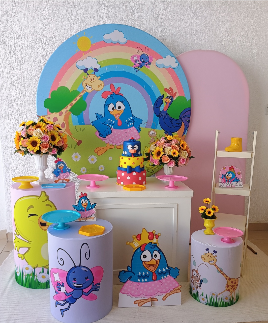 Kit Pegue E Monte Galinha Pintadinha Menina Com Displays - Luxo - Neide Locações pegue e Monte 