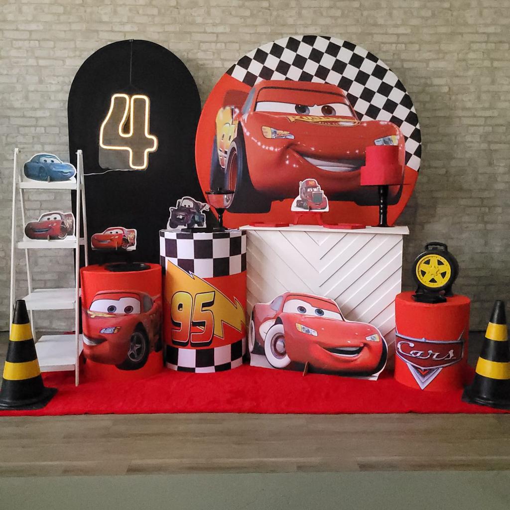 Alugue Tema Para Festa Decoração Relâmpago Mcqueen Tecido ( Modelo 3 ) - Tallentos Decorações 