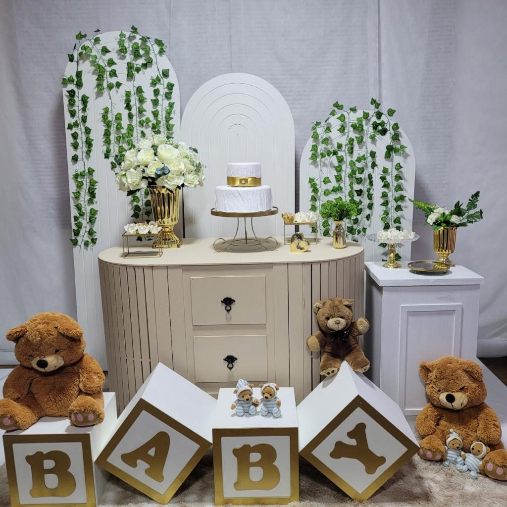 Alugue Tema Para Festa Decoração Chá Revelação Branco Ursinho Tecido (Modelo 6 ) - Tallentos Decorações 