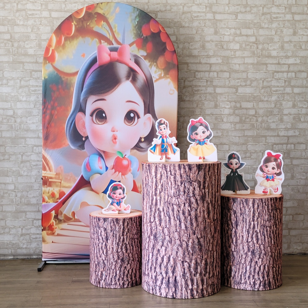 Alugue Tema Para Festa Decoração Branca de Neve Baby Tecido ( Modelo 1 ) - Tallentos Decorações 