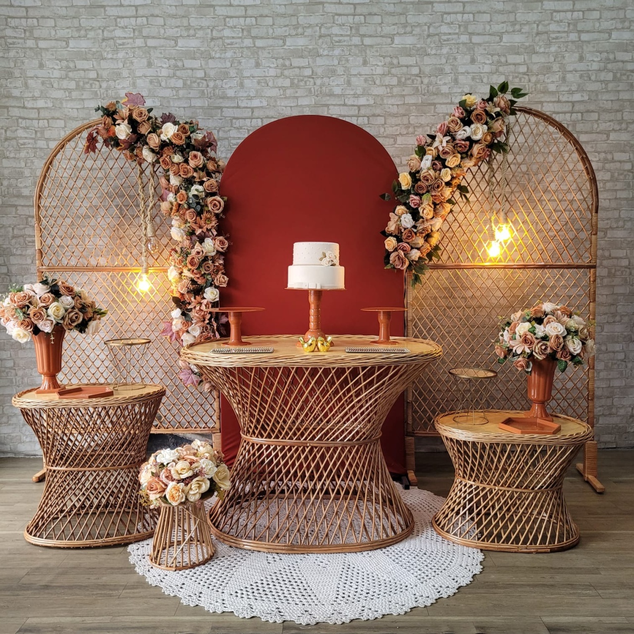 Alugue Uma Decoração Para Casamento Ou Noivado ( Modelo 33 ) - Tallentos Decorações 