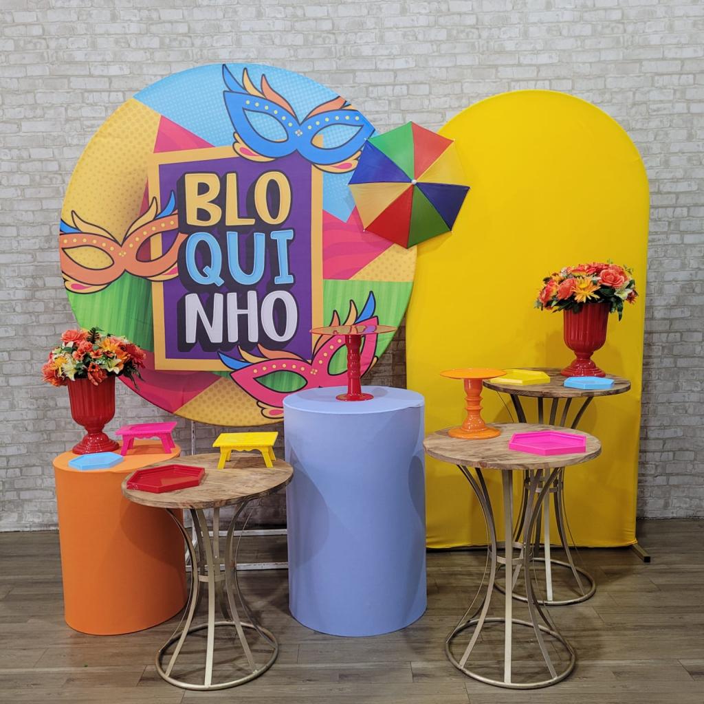 Alugue Tema Para Festa Decoração Carnaval Tecido ( Modelo 5 ) - Tallentos Decorações 