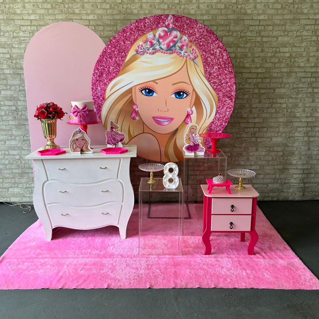 Alugue Tema Para Festa Decoração Barbie Tecido ( Modelo 8 ) - Tallentos Decorações 