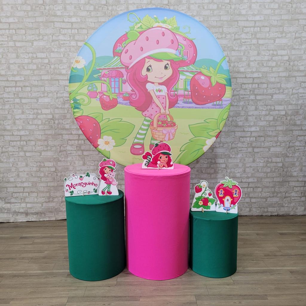 Alugue Tema Para Festa Decoração Moranguinho Tecido ( Modelo 2 ) - Tallentos Decorações 