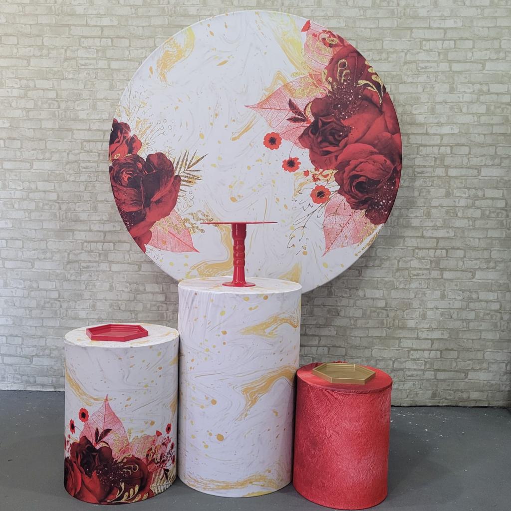 Alugue Tema Para Festa Decoração Flores Vermelha Tecido ( Modelo 1 ) - Tallentos Decorações 