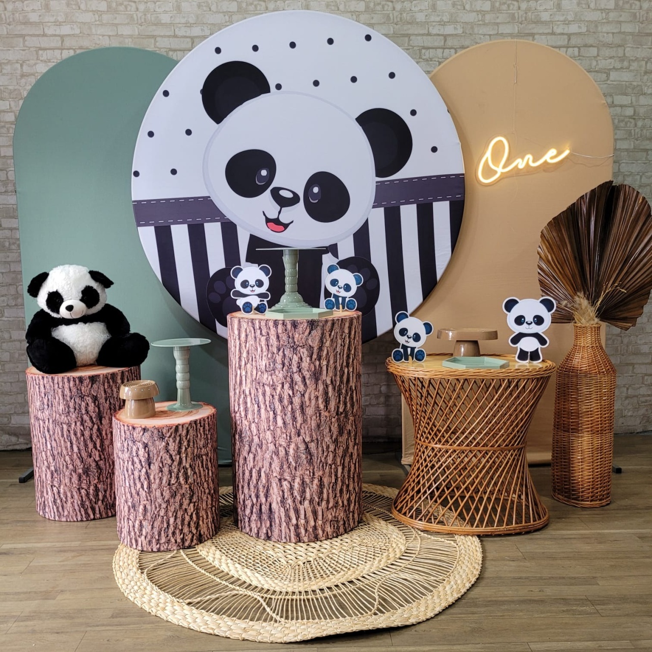 Alugue Tema Para Festa Decoração Panda Tecido ( Modelo 3 ) - Tallentos Decorações 