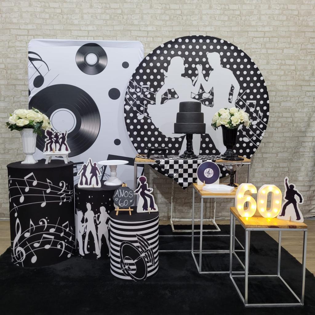 Alugue Tema Para Festa Decoração Retrô Tecido ( Modelo 4 ) - Tallentos Decorações 