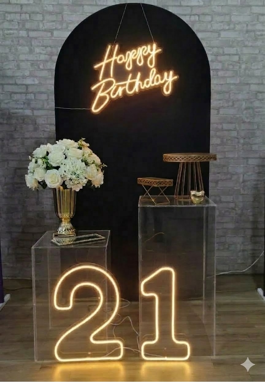 Alugue Tema Para Festa Decoração Happy Preto Tecido ( Modelo 3 ) - Tallentos Decorações 