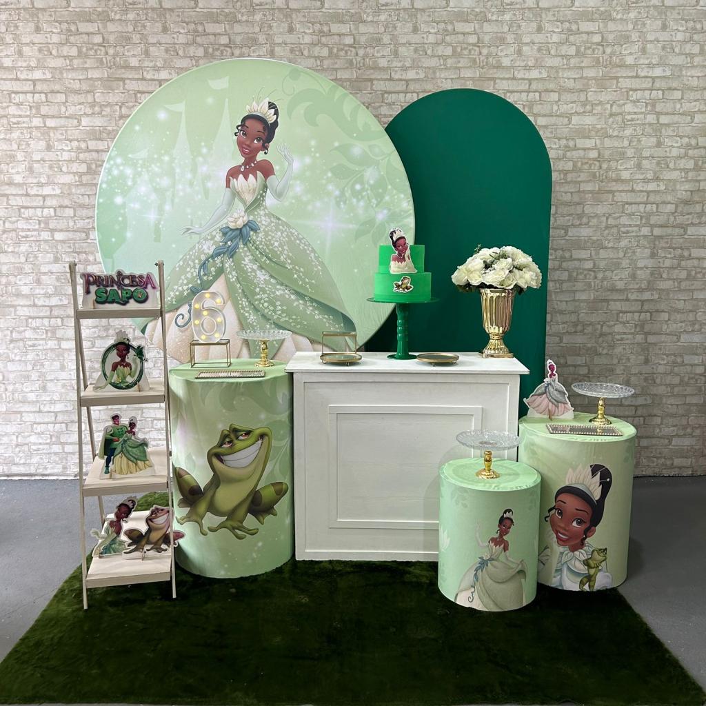 Alugue Tema Para Festa Decoração Princesa E O Sapo Tecido ( Modelo 4 ) - Tallentos Decorações 