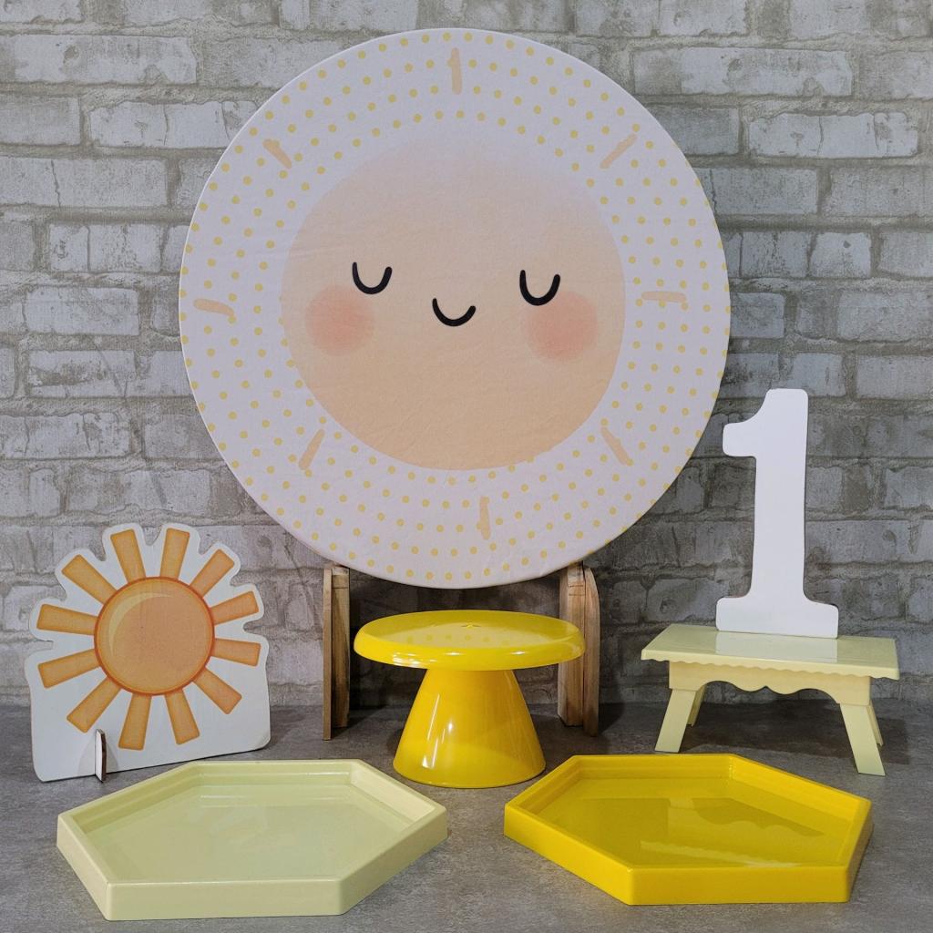 Alugue Tema Para Festa Na Mesa Decoração Minha Primeira Volta Ao Sol - Tallentos Decorações 
