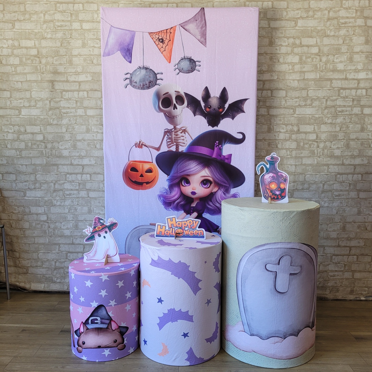 Alugue Tema Para Festa Decoração Halloween (Modelo 17) - Tallentos Decorações 