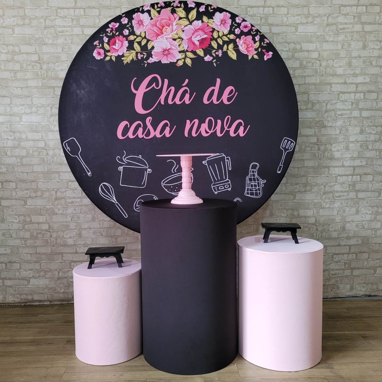 Alugue Tema Para Festa Decoração Chá de Casa Nova Tecido ( Modelo 05 ) - Tallentos Decorações 