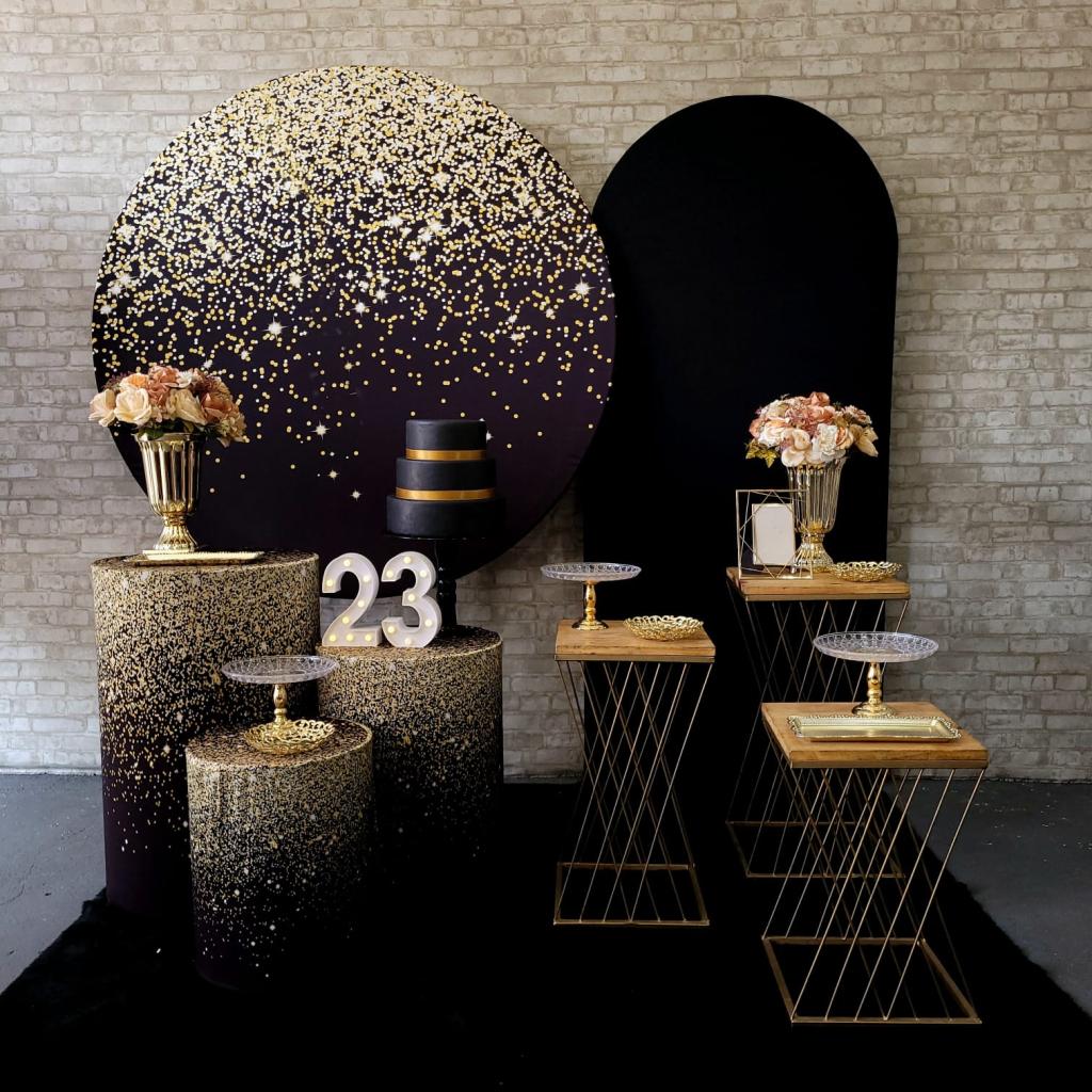 Alugue Tema Para Festa Decoração Glitter Dourado Tecido ( Modelo 3 ) - Tallentos Decorações 