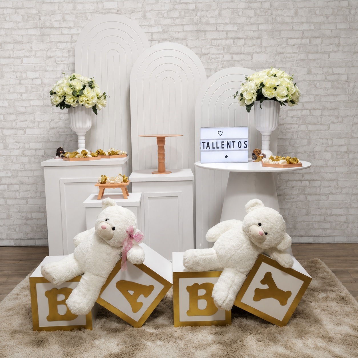Alugue Tema Para Festa Decoração Chá Revelação Branco Ursinho Tecido (Modelo 4 ) - Tallentos Decorações 