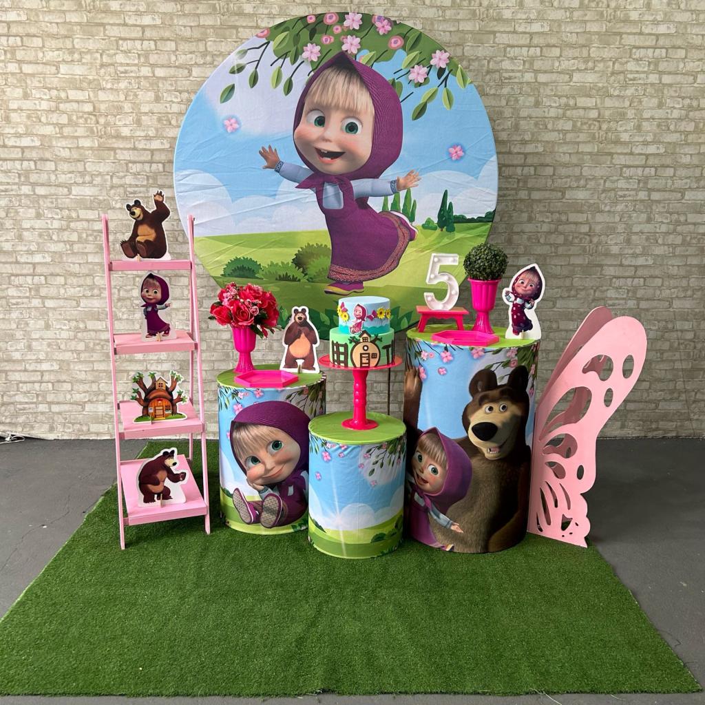 Alugue Tema Para Festa Decoração Masha E O Urso Tecido ( Modelo 3 ) - Tallentos Decorações 